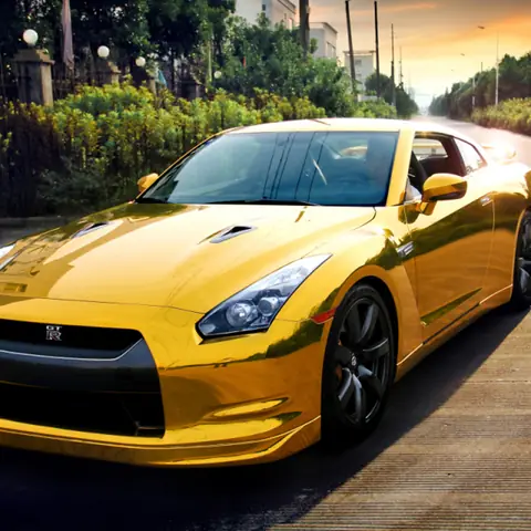 Gold Super Mirror Chrome Vinyl Wrap, 1.52 × 17 m