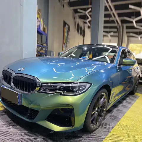 Jungle Green Gloss Chameleon Vinyl Wrap