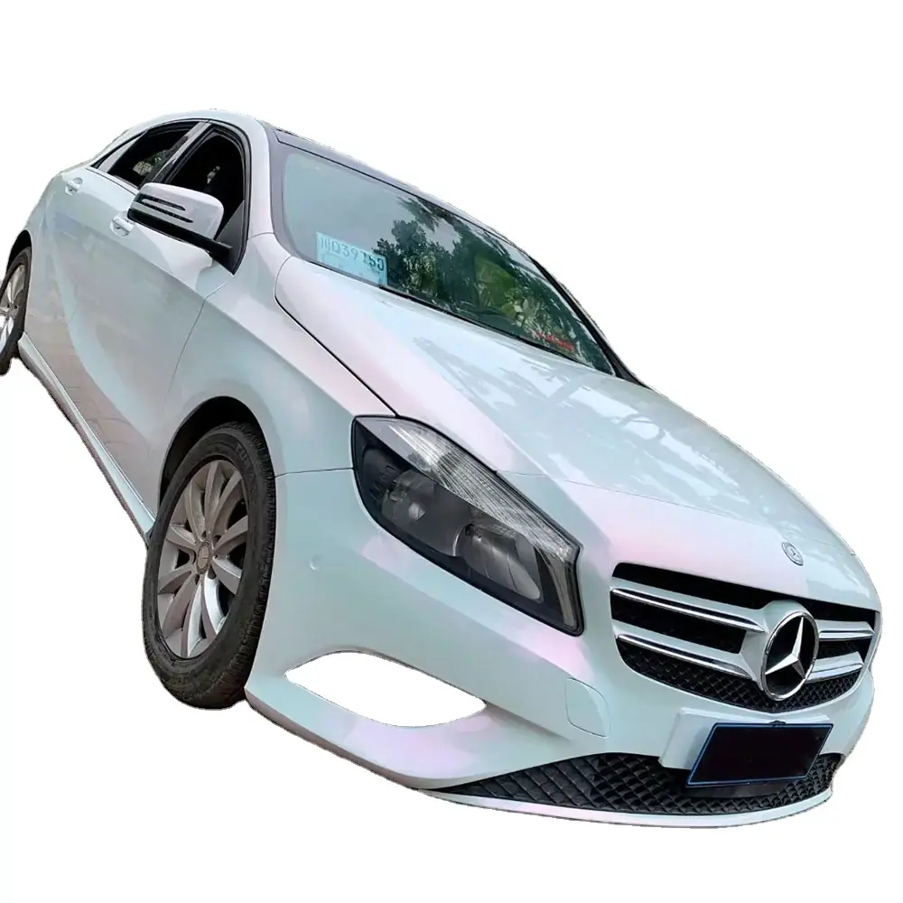 Gloss White to Red Color-Shift Vinyl Wrap